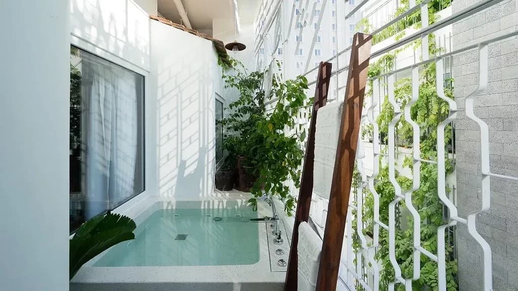 Saigon Signature Suite