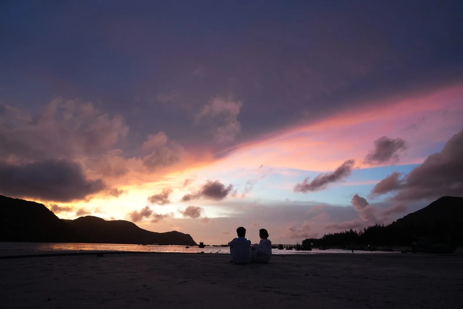Hoàng hôn bãi biển