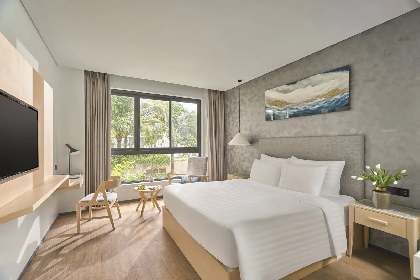 Deluxe Hướng Vườn