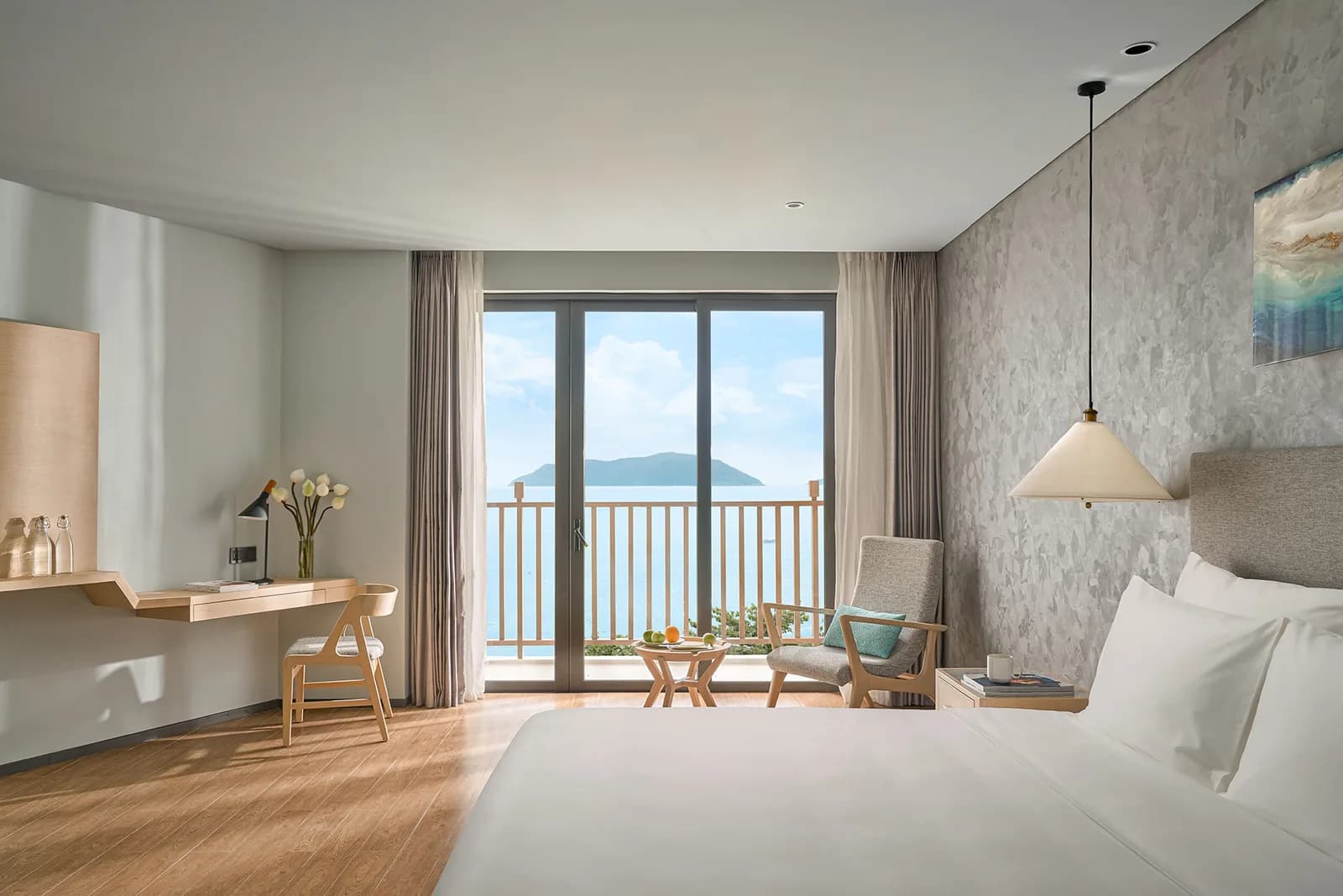 Premium Deluxe Ban Công Hướng Biển