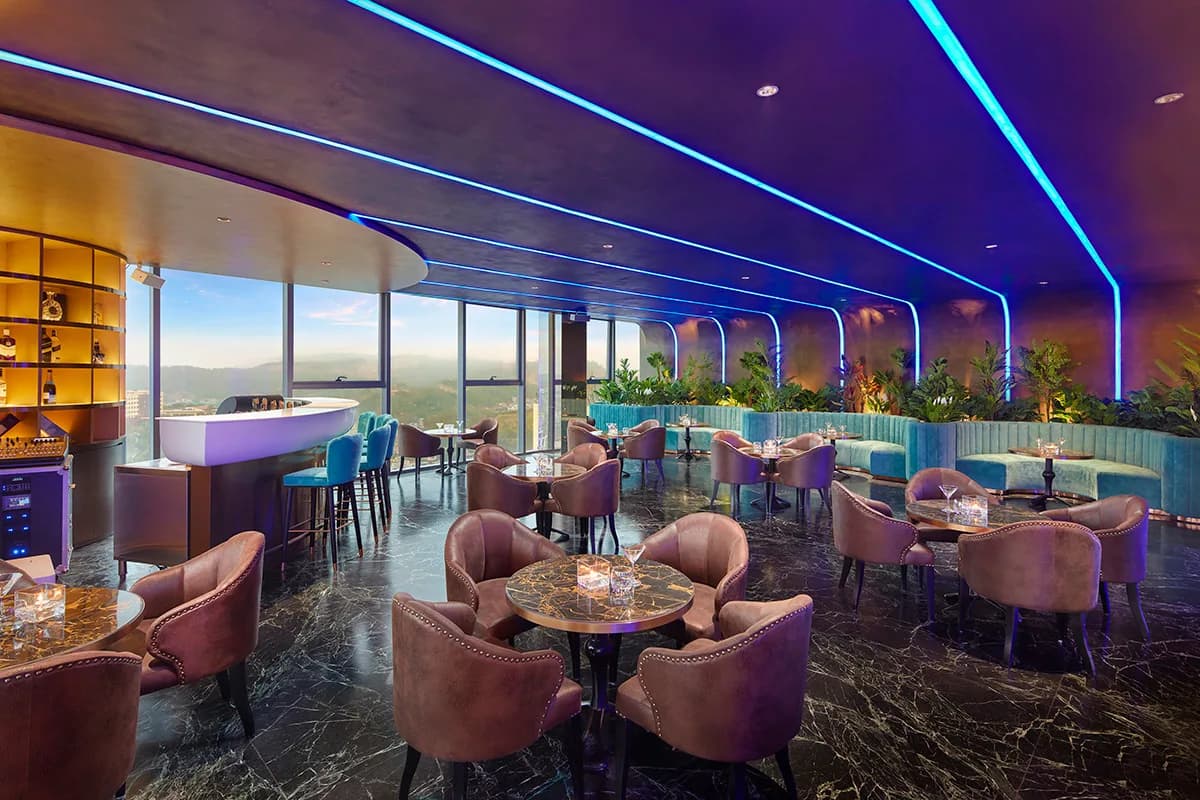 Sky Bar & Sky Lounge