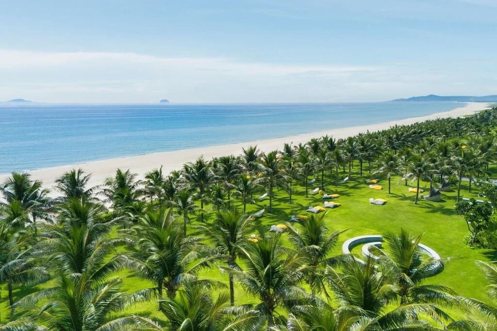 Bãi biển riêng Bãi Dài