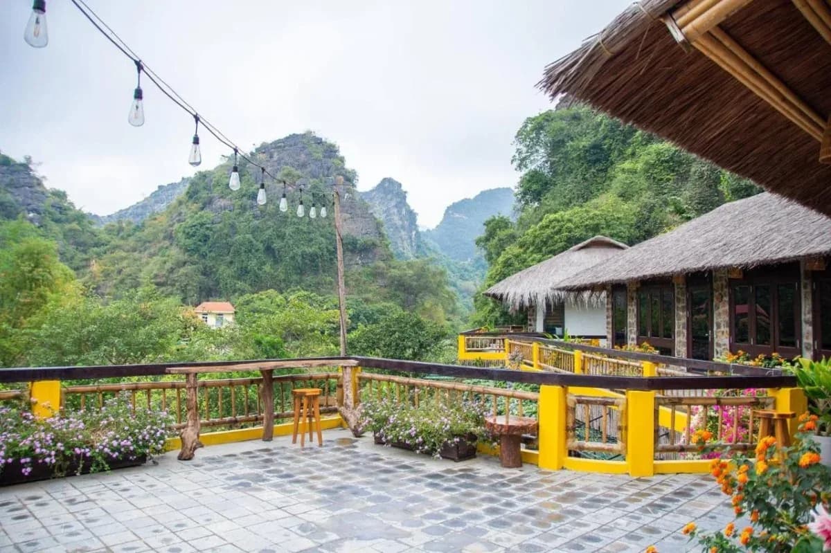 Quầy bar & lounge tre nứa