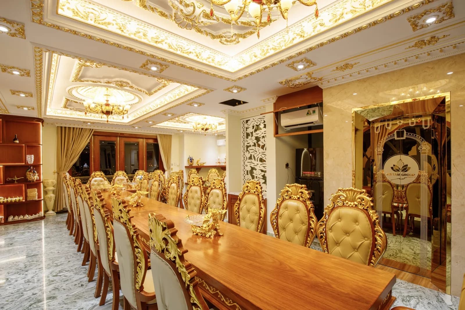 Nhà hàng & sảnh tiệc