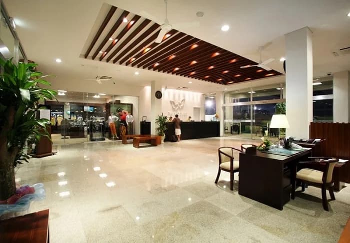 Ẩm thực & hầm rượu vang