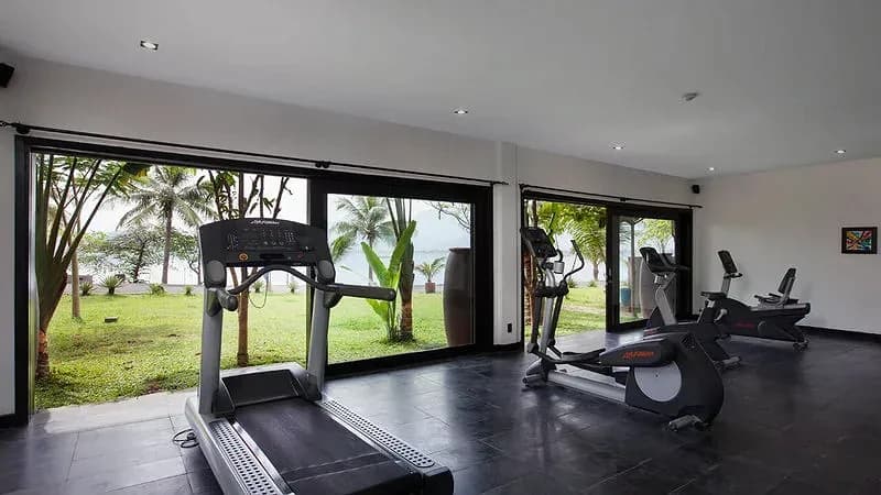 Phòng gym hướng đầm