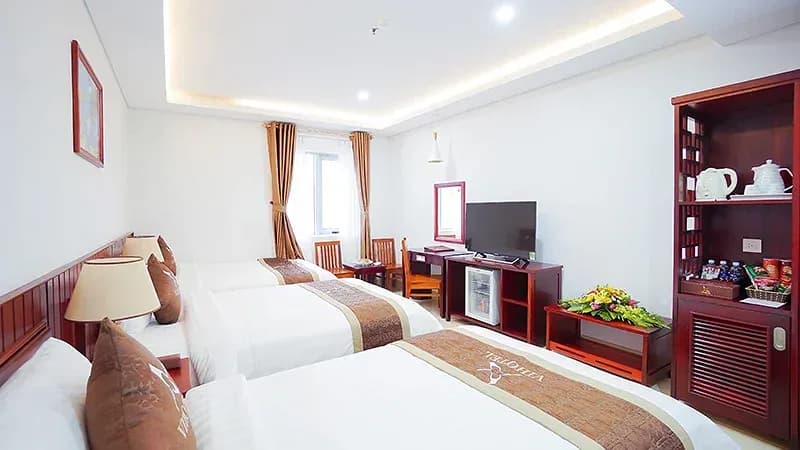 Superior Triple - Hướng thành phố