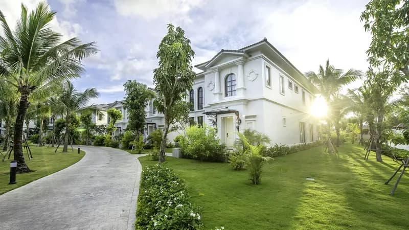 Villa 2 Phòng Ngủ Hướng Vườn