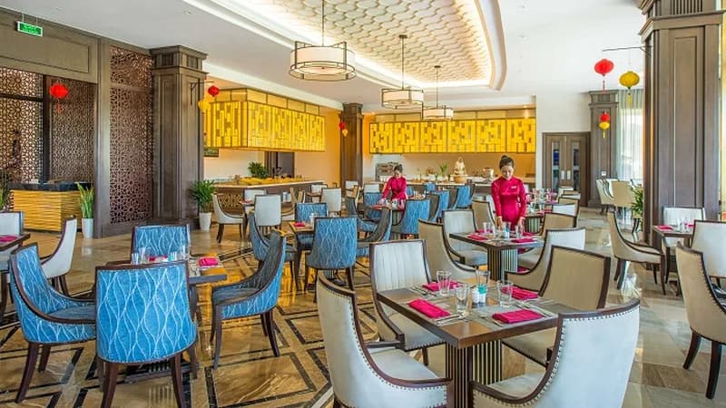 Ẩm thực à la carte & lounge