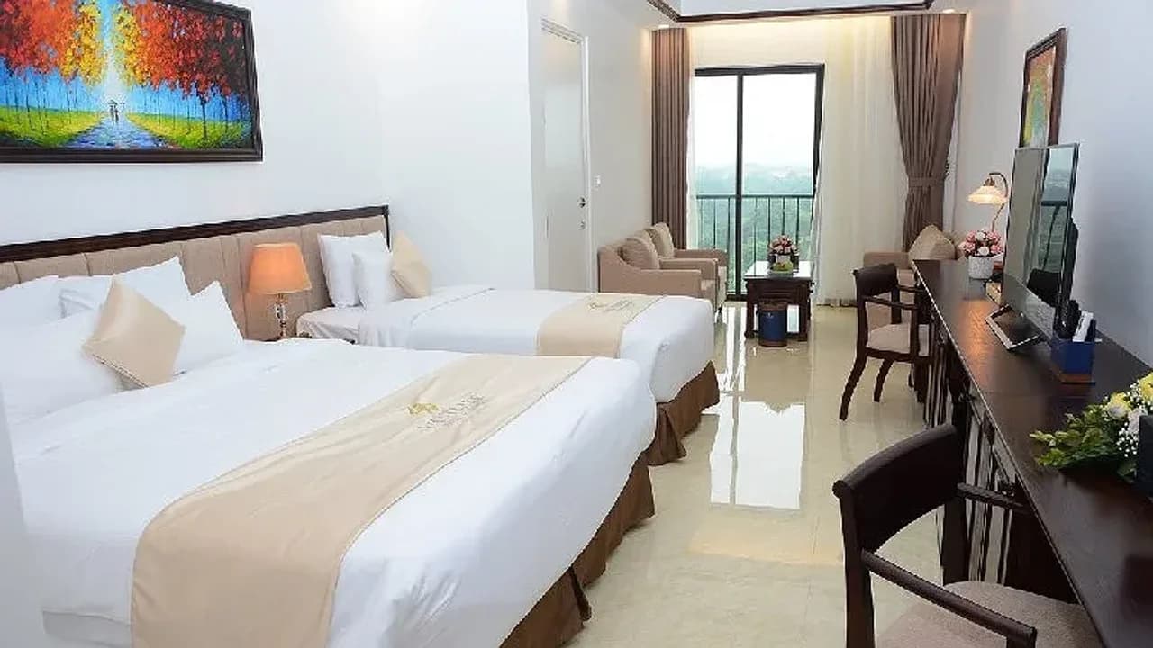 Superior hướng vườn