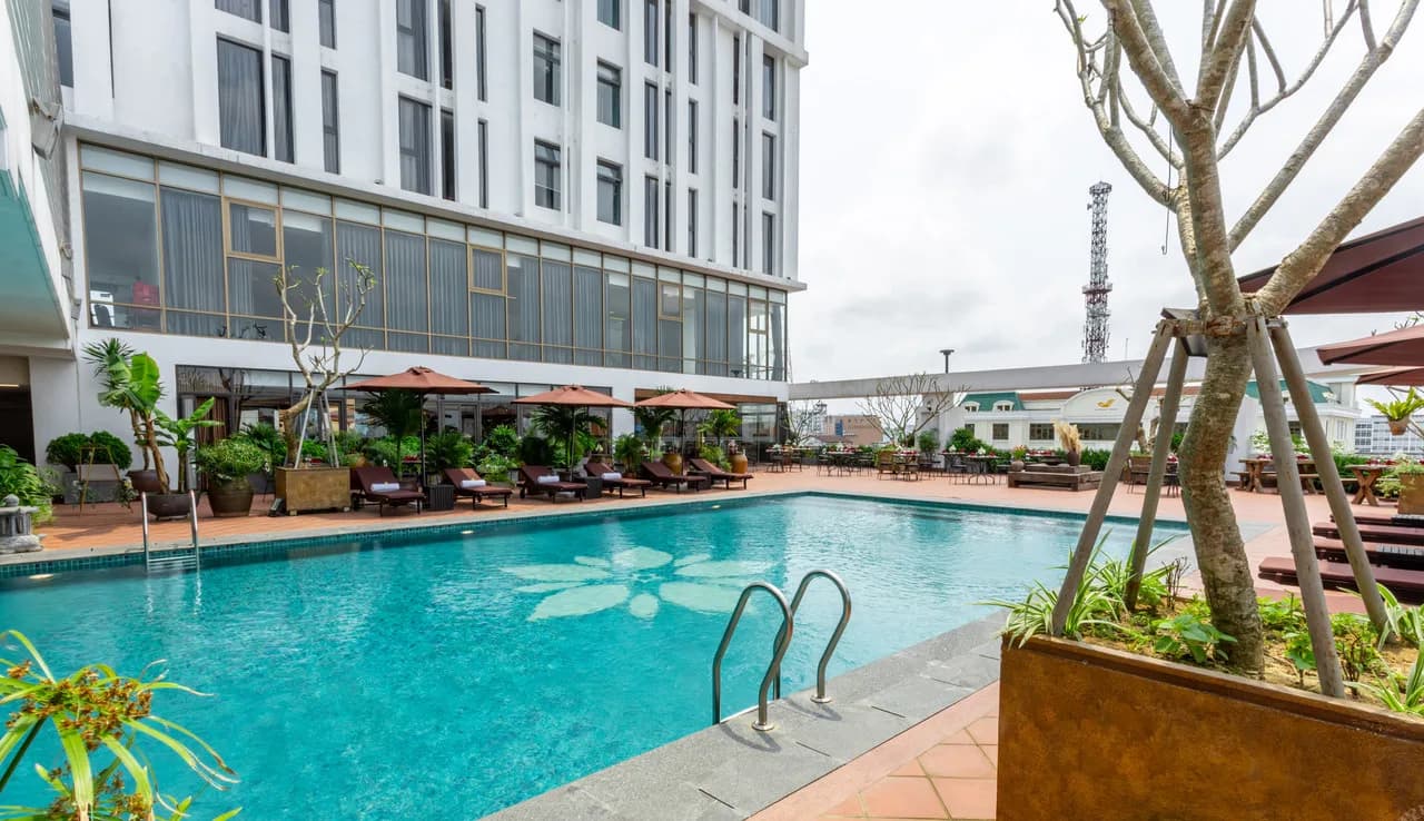 White Lotus Hotel Huế 3