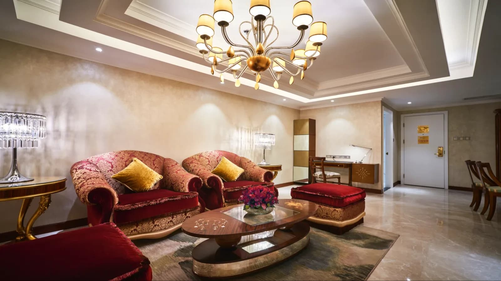 Plaza Suite