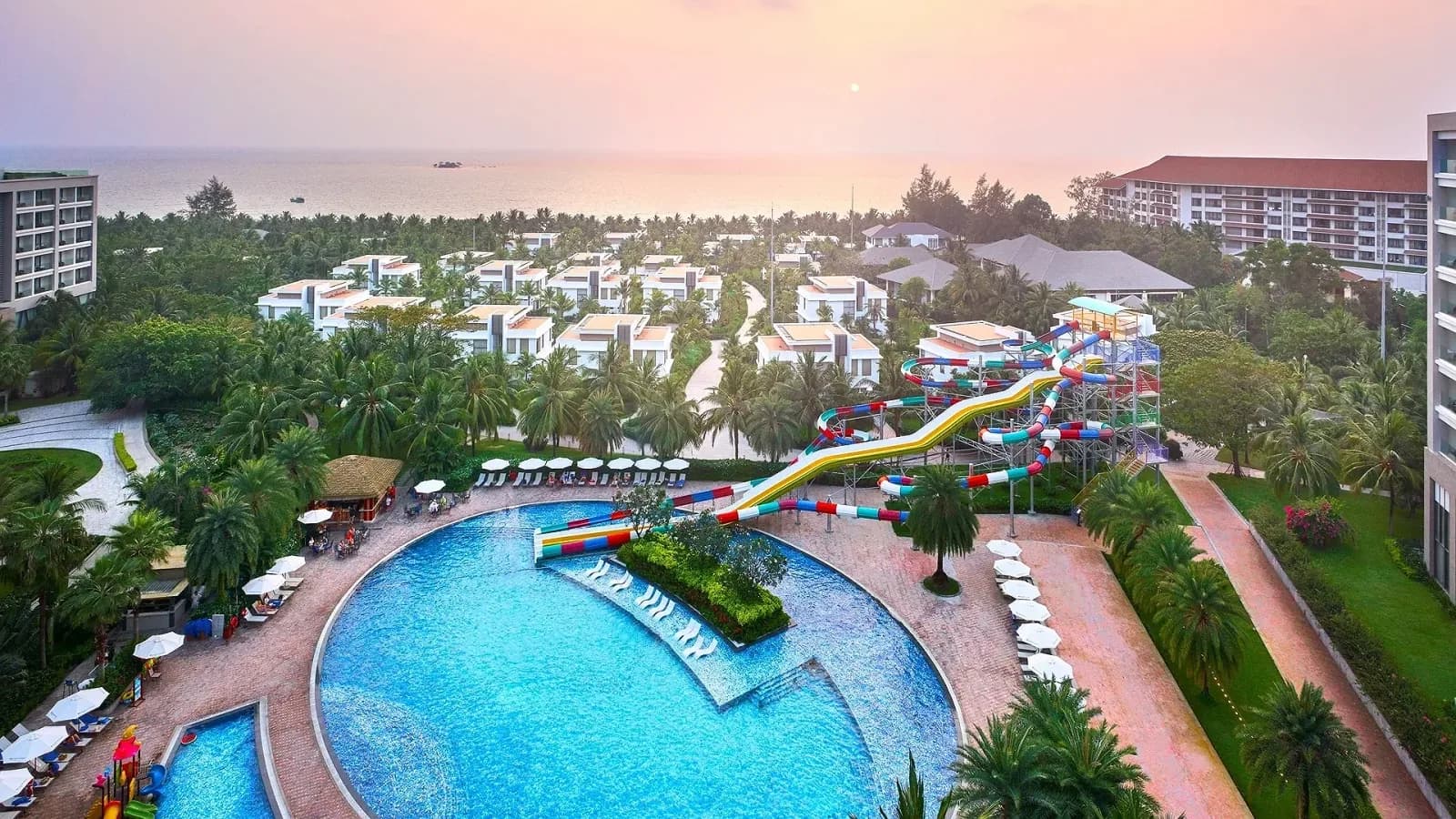 Tổ hợp Grand World không ngủ