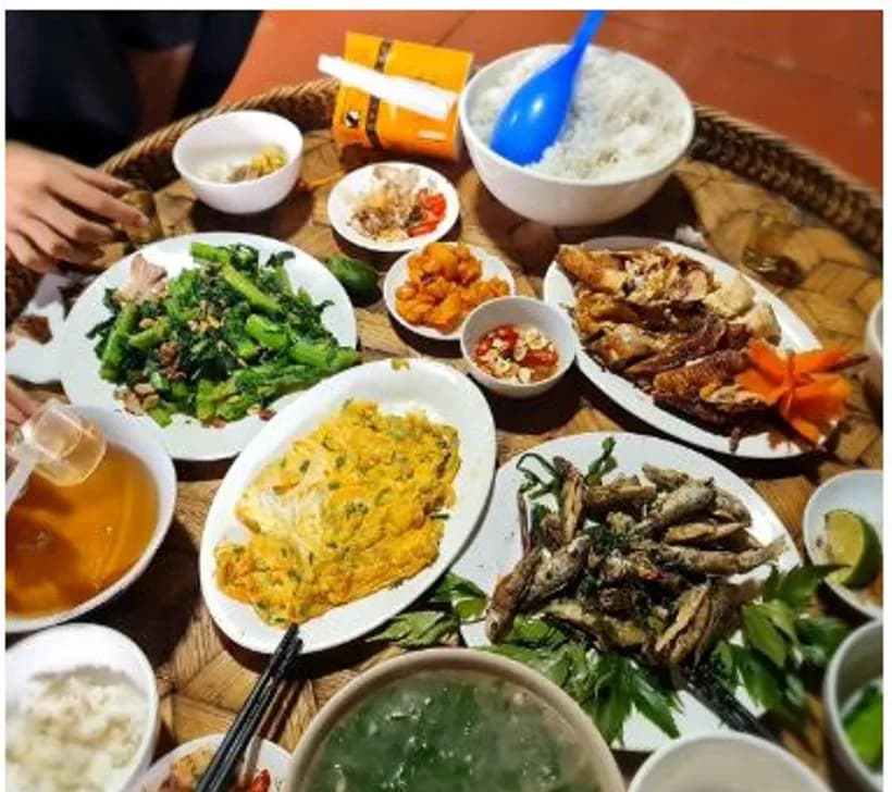 Nhà ăn ẩm thực Hà Nhì