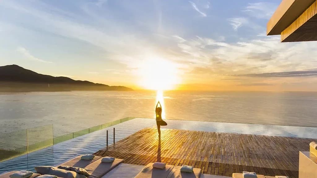 A La Carte Da Nang Beach