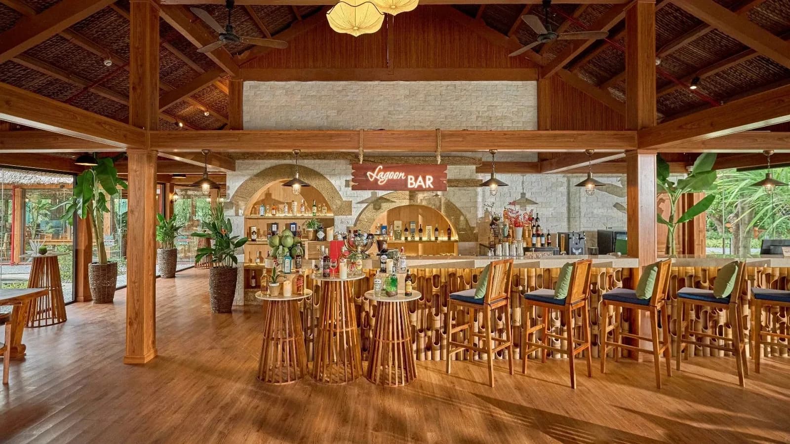 Lagoon Bar
