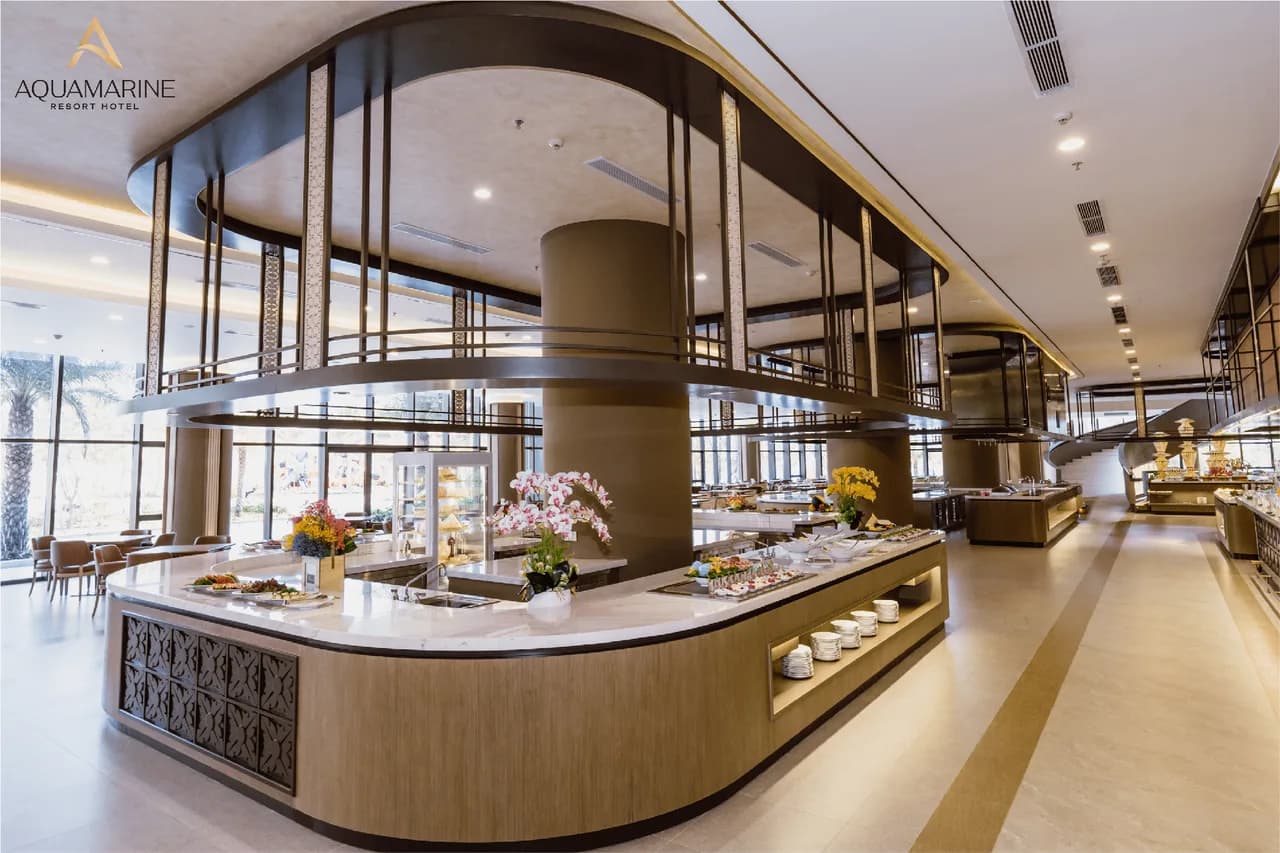 Nhà hàng buffet quốc tế