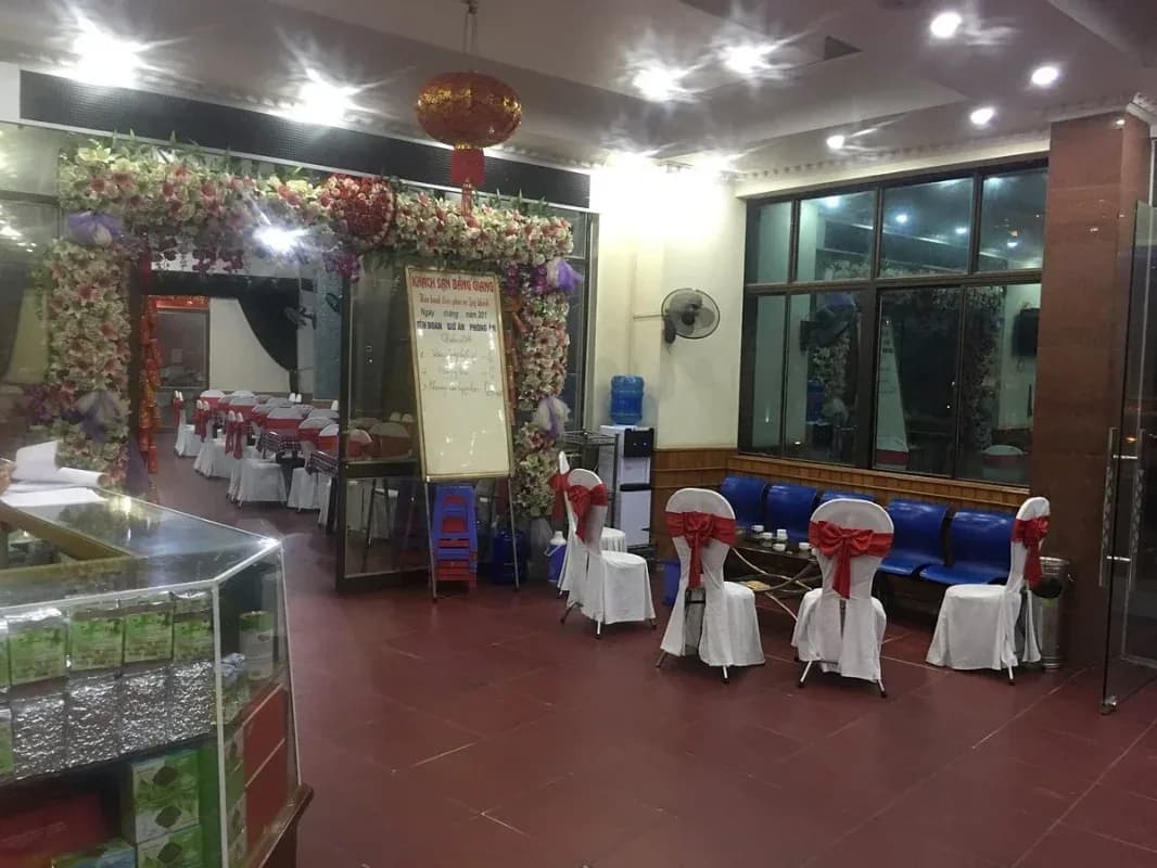 Không gian tiệc & sự kiện