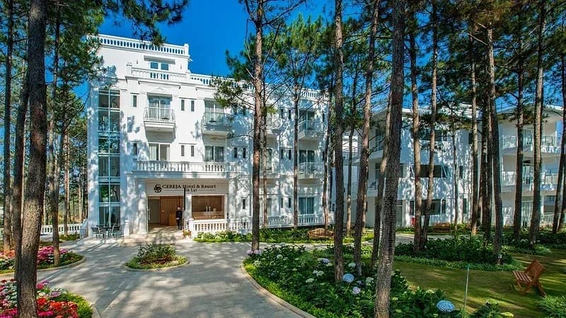 Cereja Hotel & Resort Dalat