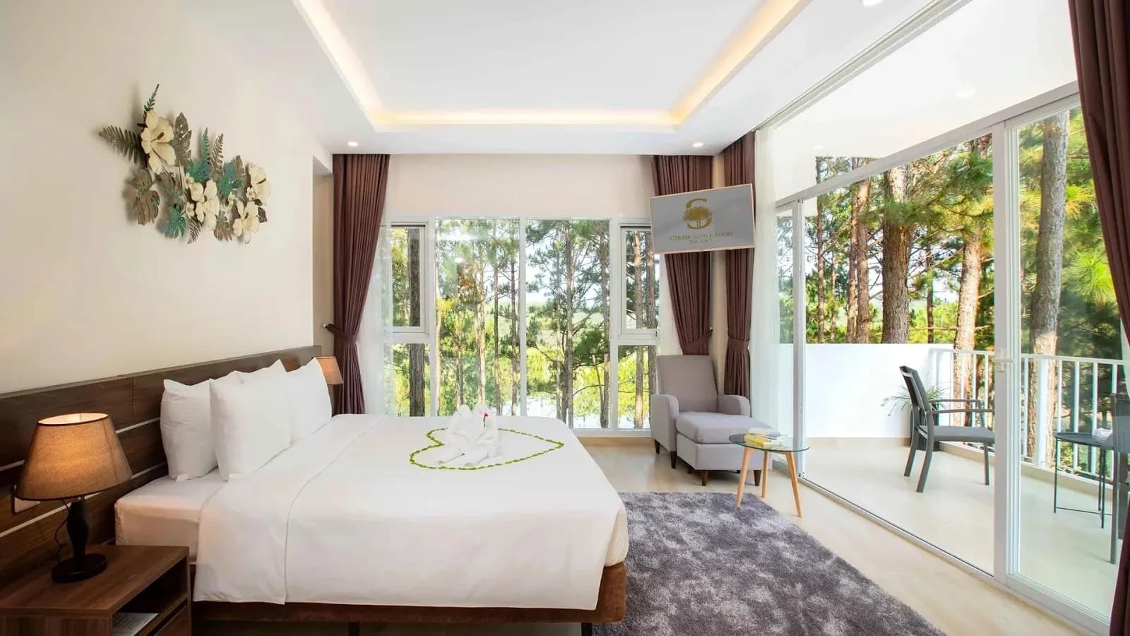 Cặp đôi trốn phố