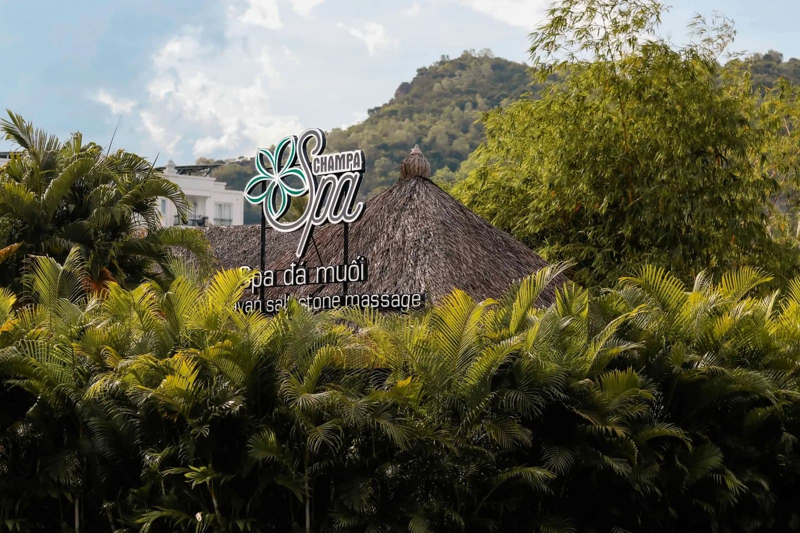Champa Spa đá muối