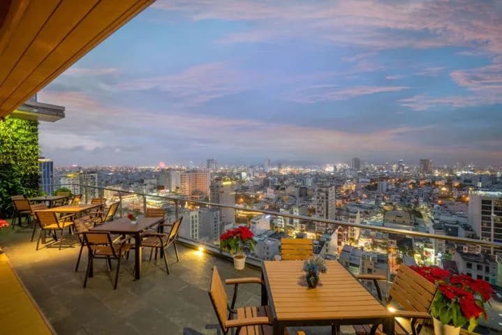 Mauna Kea Skybar
