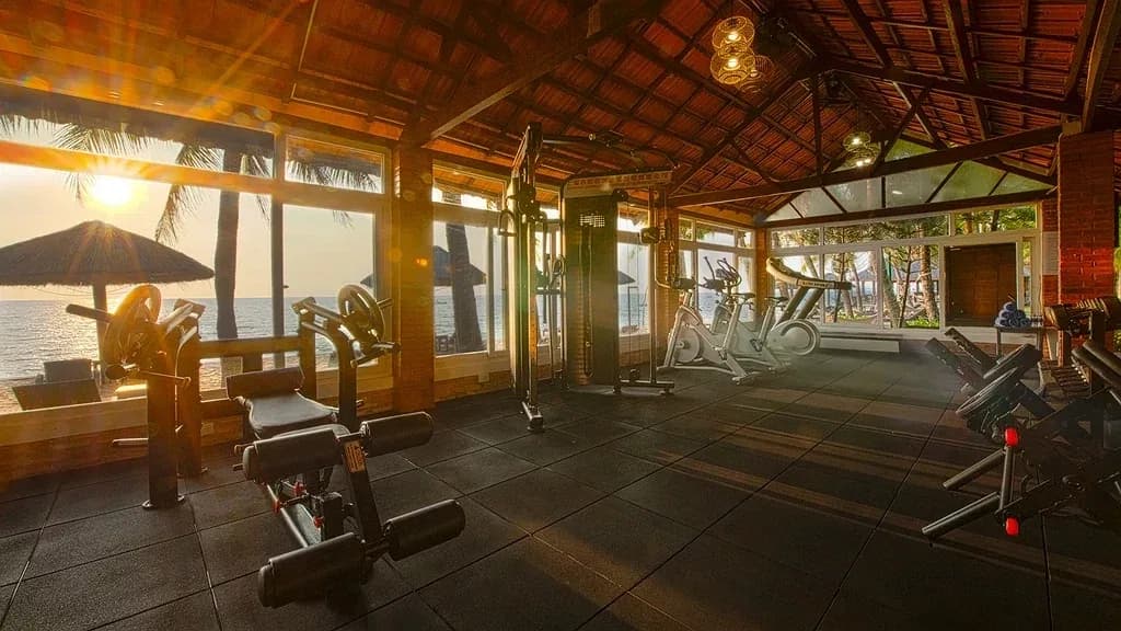 Phòng gym hướng biển