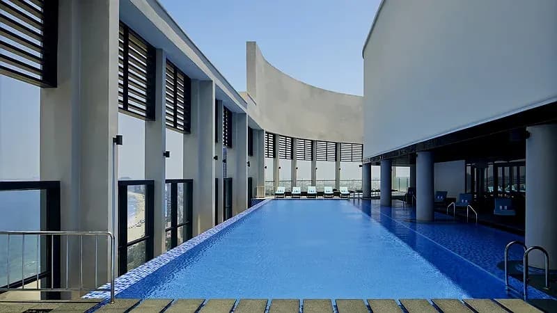 Bể bơi vô cực tầng thượng