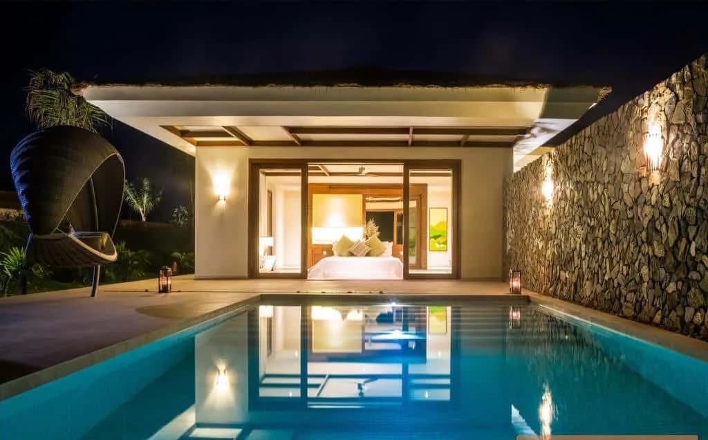 Villa hồ bơi riêng hướng biển