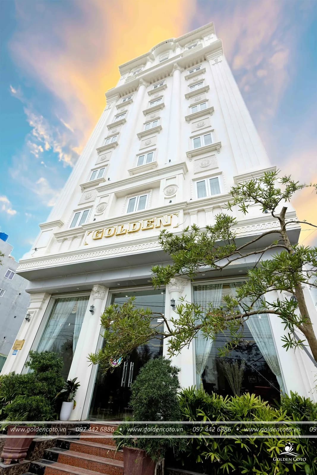Golden Coto Hotel