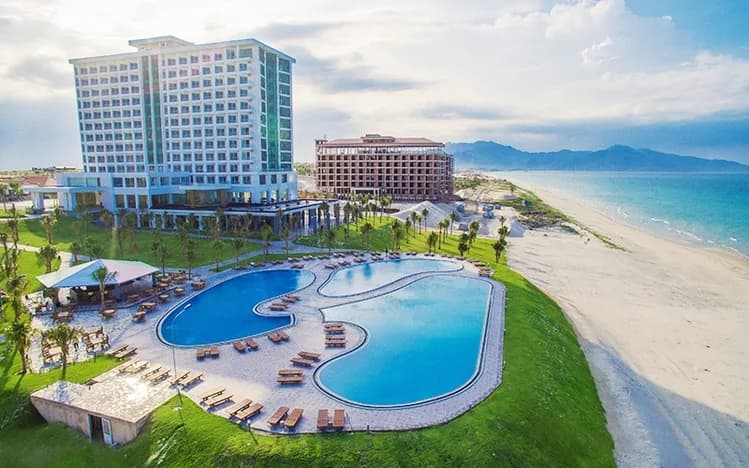 Golden Peak Resort & Spa Cam Ranh