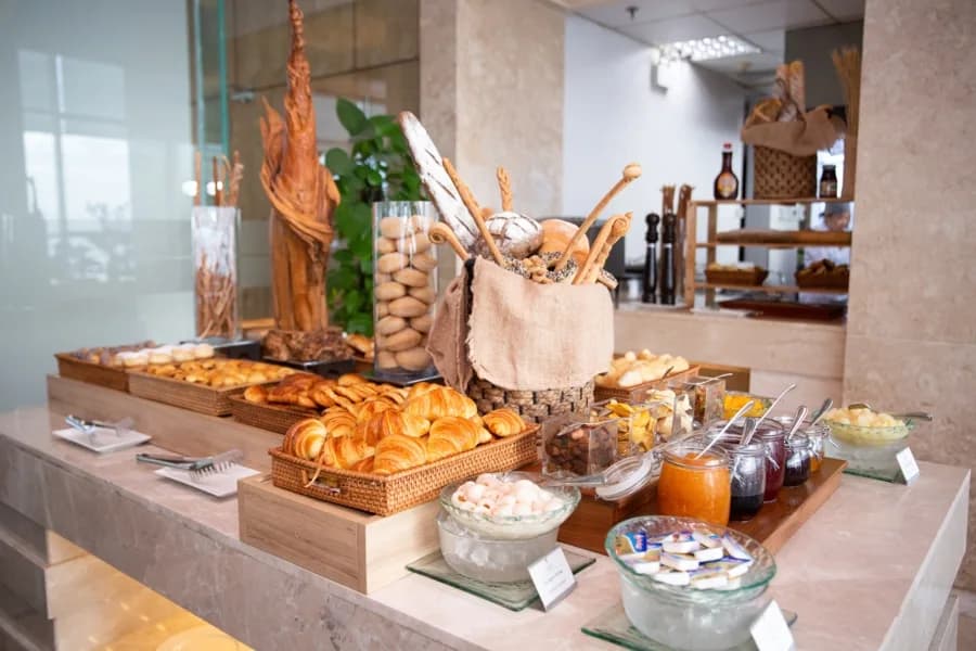 Buffet sáng quốc tế