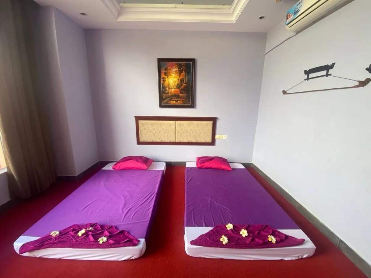 Spa & Massage