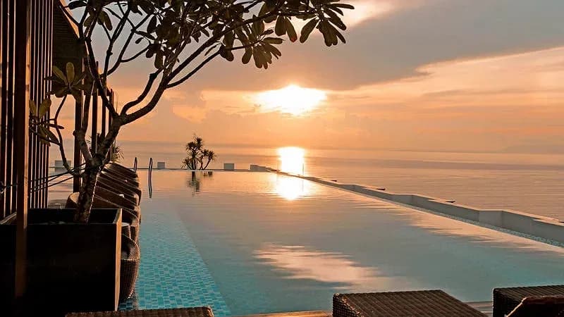 Hoàng hôn ở Manarola Sky Lounge