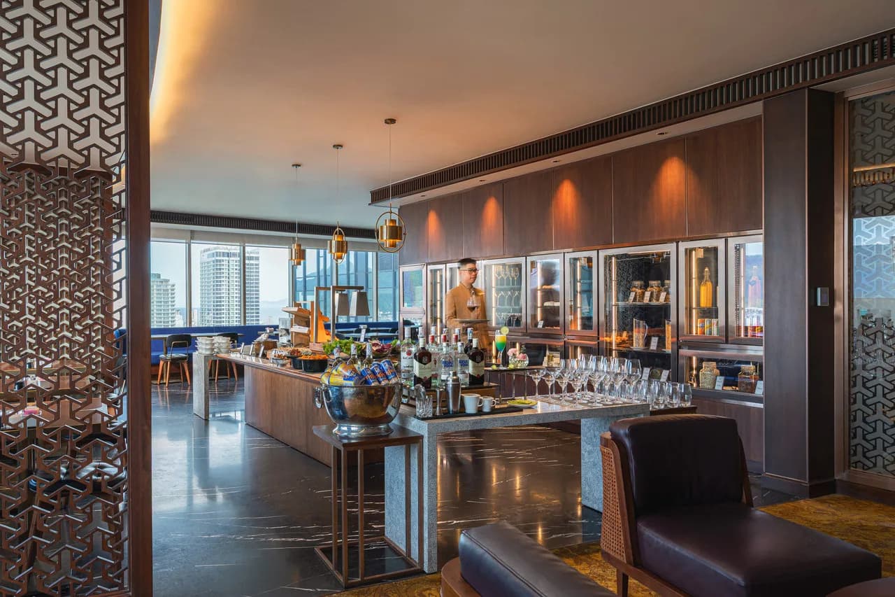Executive Lounge