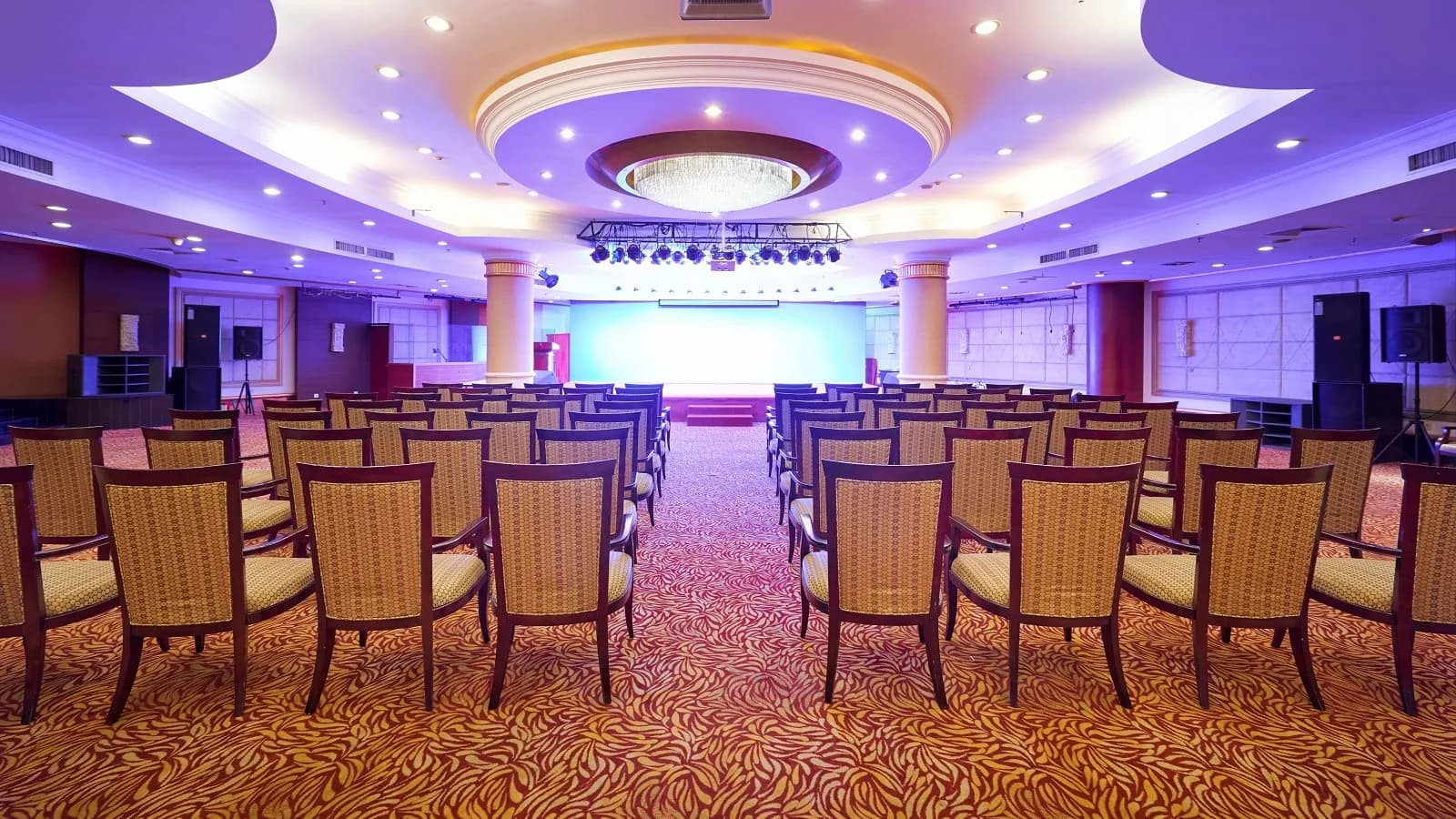Hội trường sự kiện