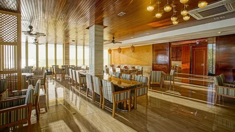 Nhà hàng quốc tế SOI