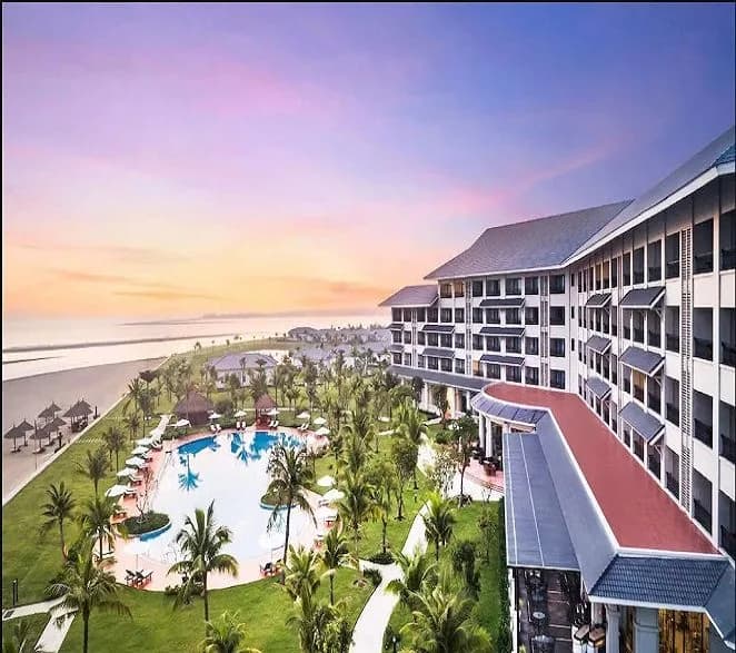 Meliá Vinpearl Cửa Hội Beach Resort