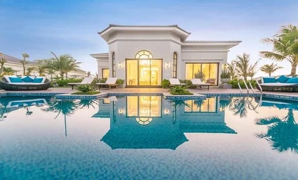 Villa hồ bơi riêng bên biển