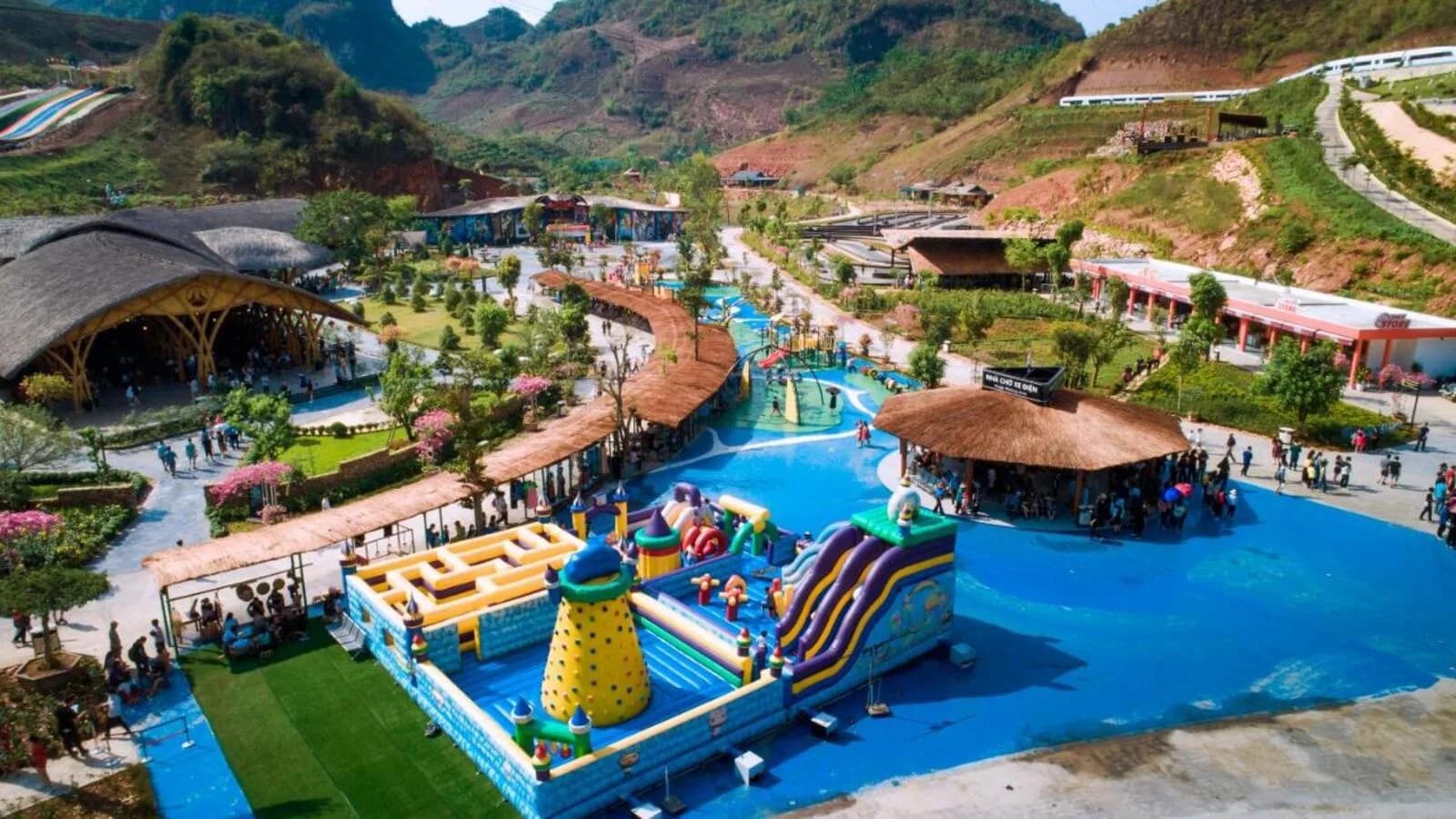 Mộc Châu Island - The Bullet Hotel