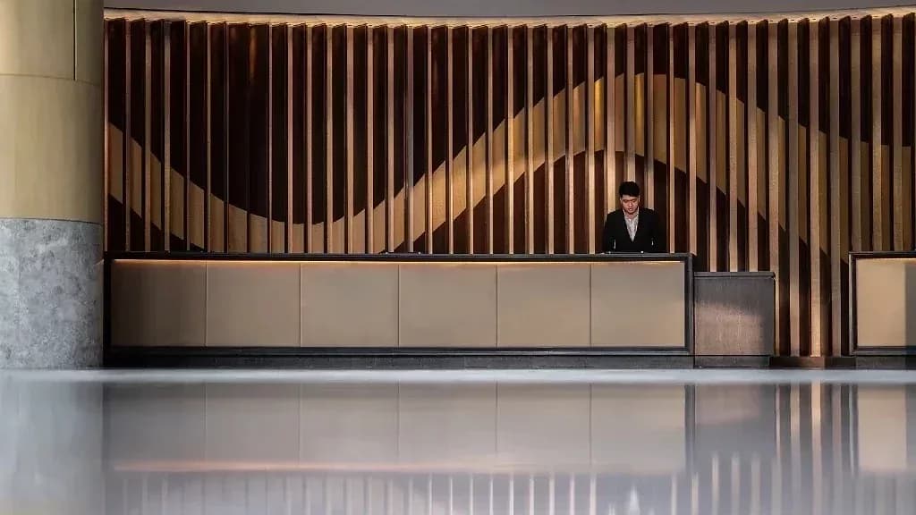 Quầy lễ tân 24/7