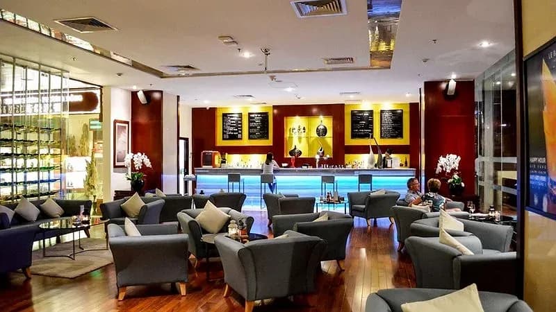 Le Bar & Pool Bar