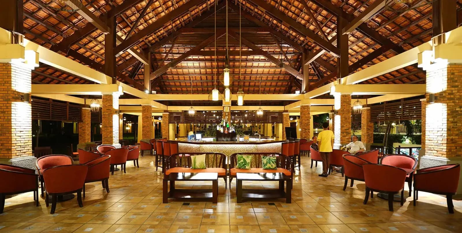 Waterfall Lounge