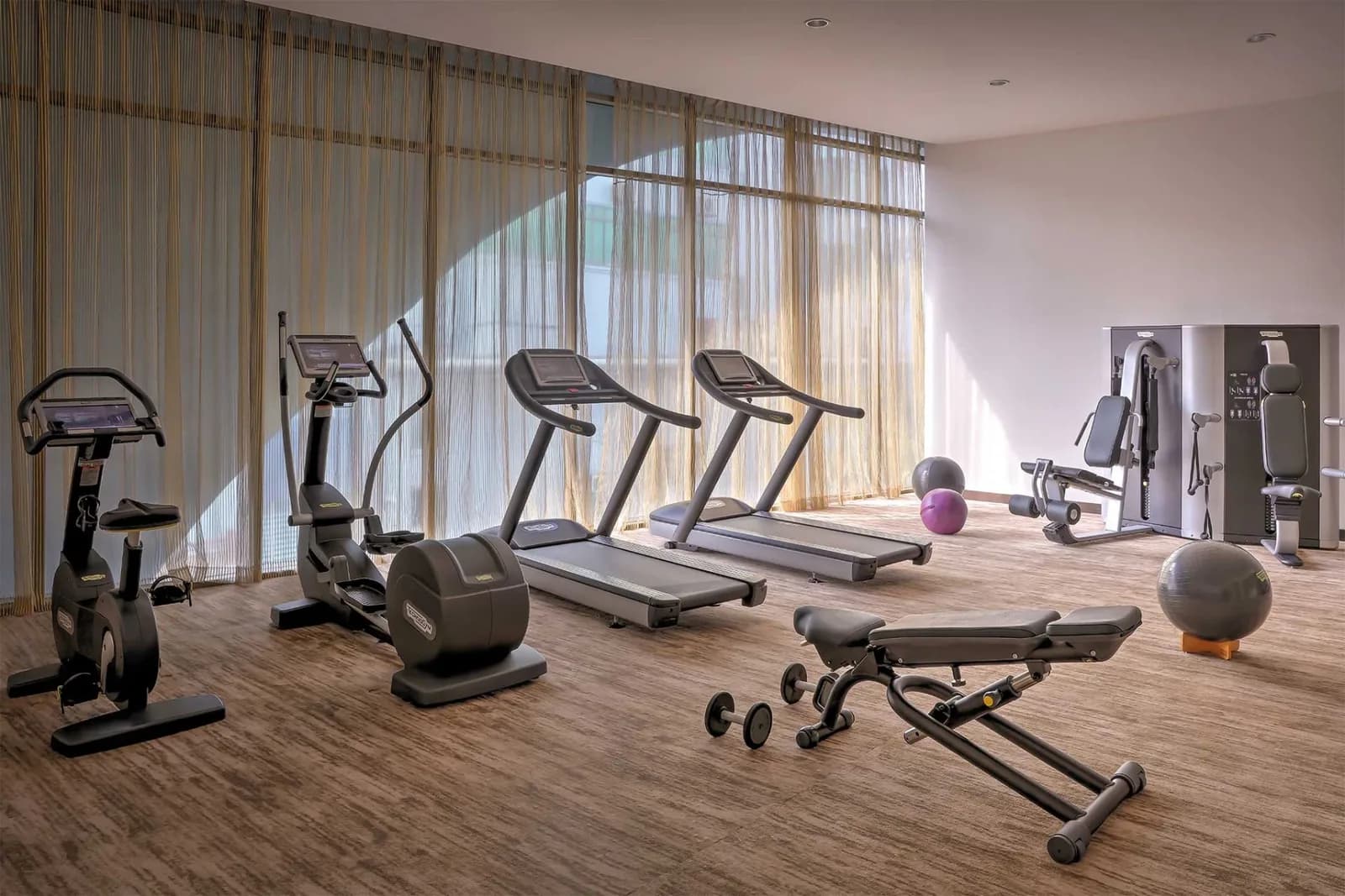 Fit Lounge 24/7