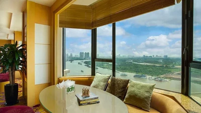 Tầm nhìn sông Sài Gòn từ phòng