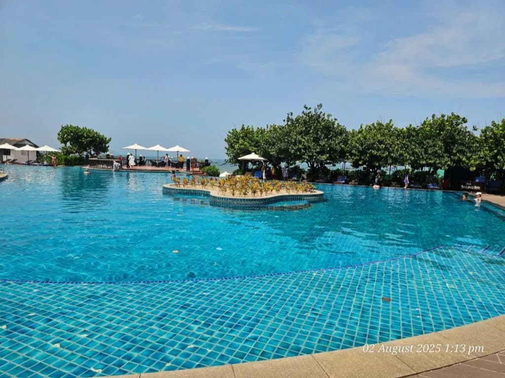 Bãi biển Bãi Trường