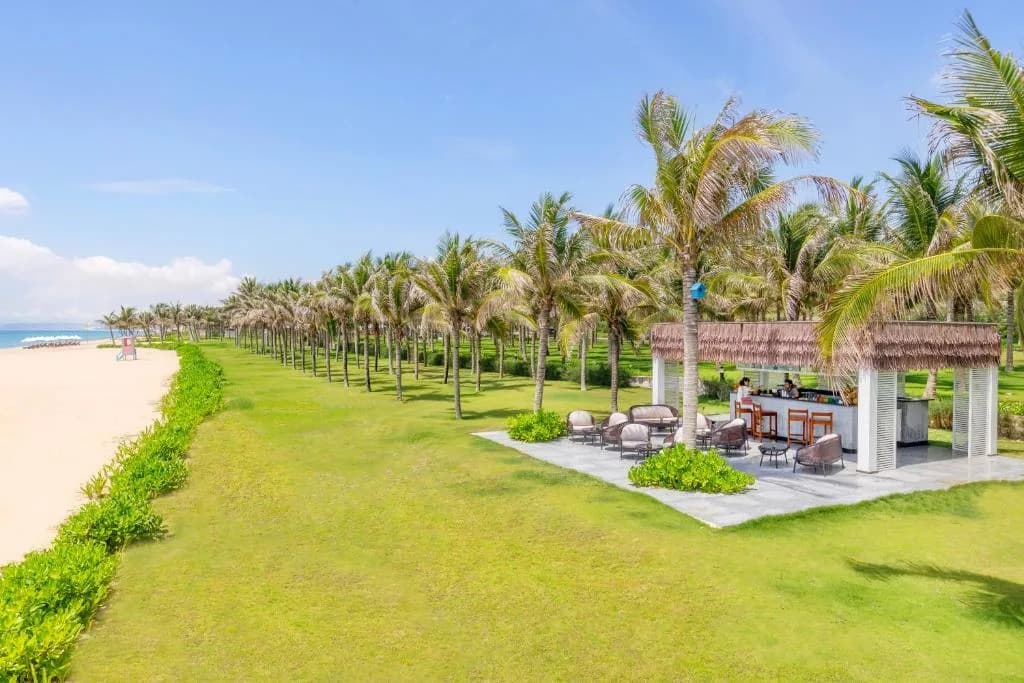 Bãi biển riêng 400m