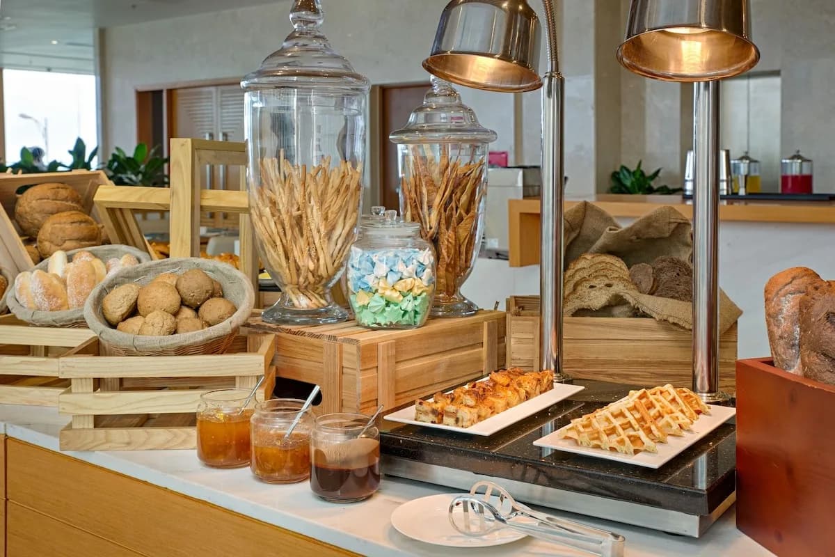 Buffet sáng đa dạng