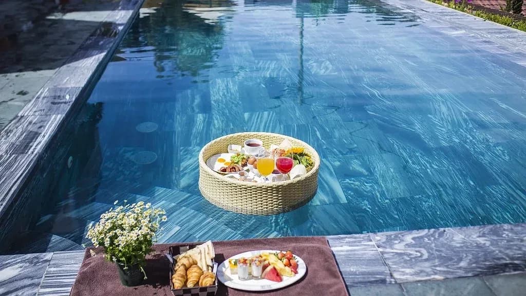 Buffet sáng thả nổi