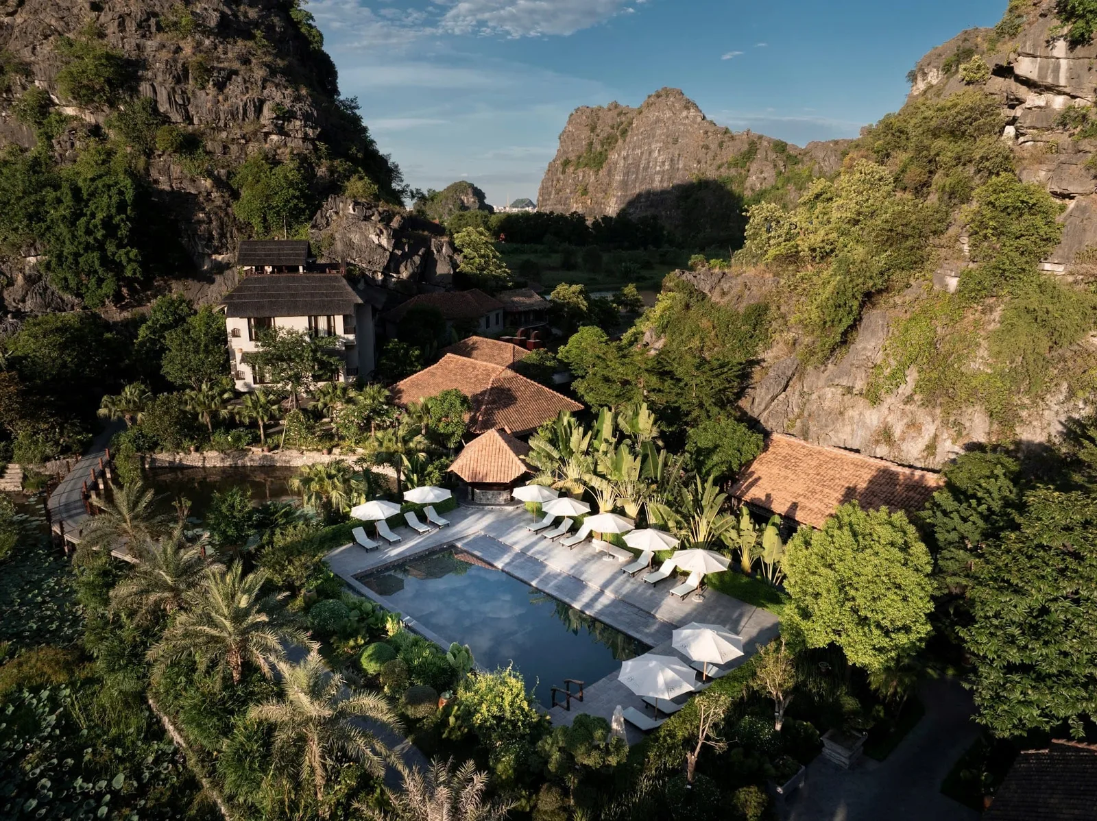 An Hideaway Resort